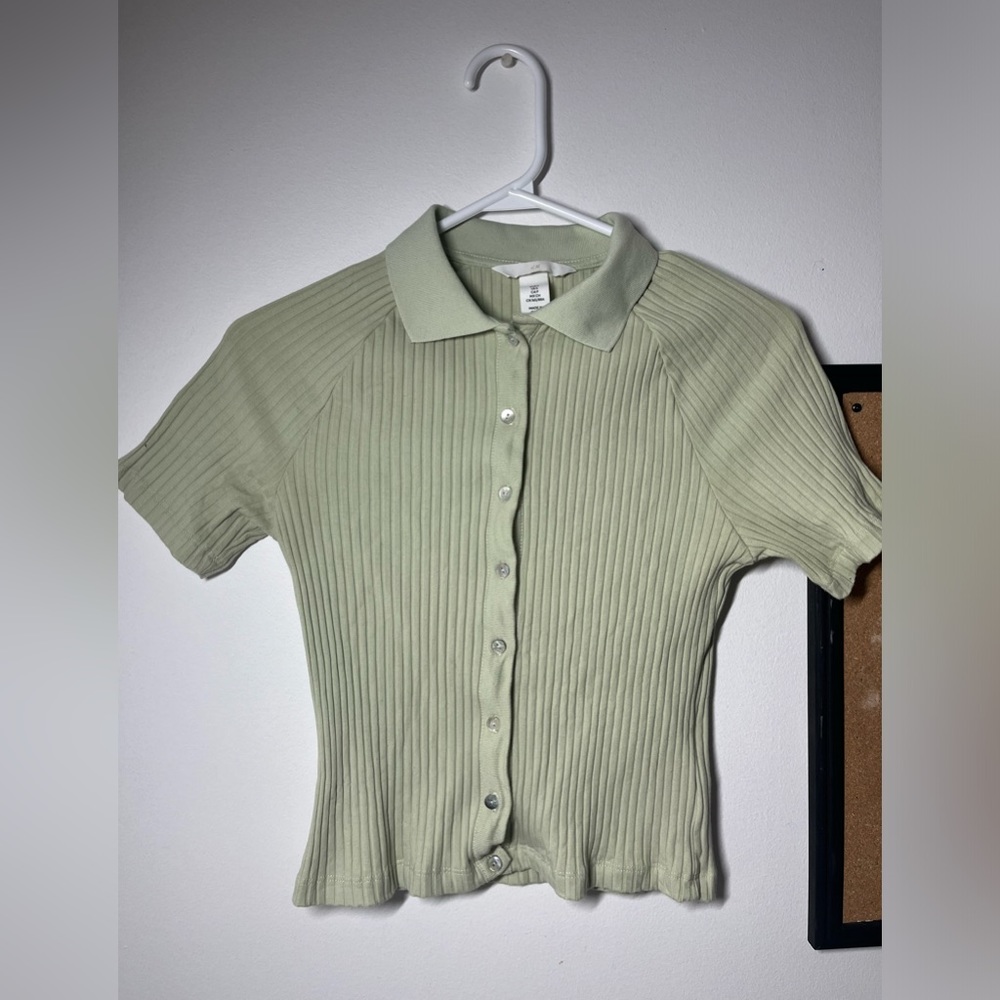 Green Polo shirt (H&M)